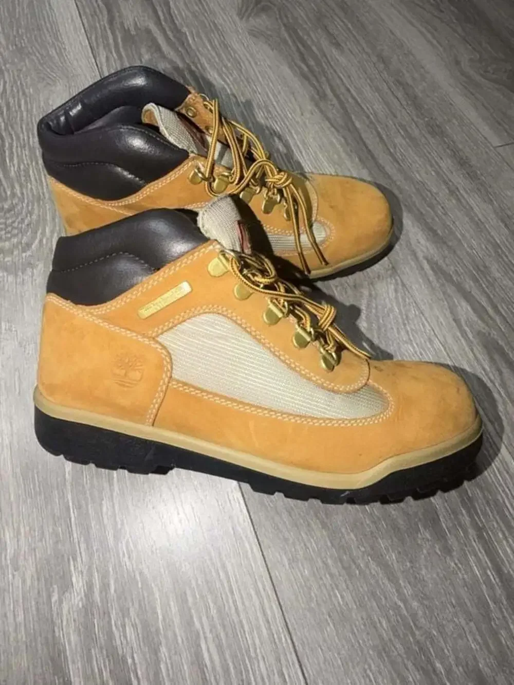 Timberland Youth Field Boot Wheat Leather and Fabric BOYS 6.5